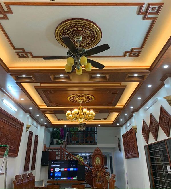 So Sánh Tấm Nhựa Ốp Trần Giá Rẻ Với Các Vật Liệu Khác
