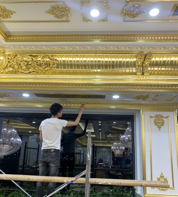 dát vàng phào chỉ pu
