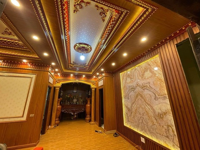 phào chỉ pu trang trí phòng thờ