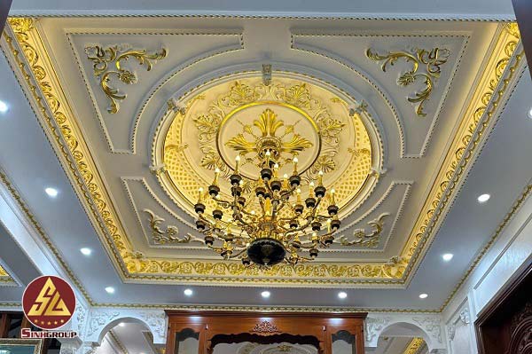 phào chỉ dát vàng