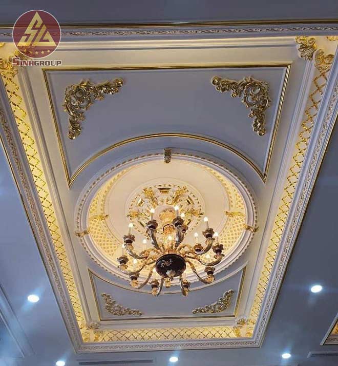 nên dùng phào chỉ pu hay gỗ