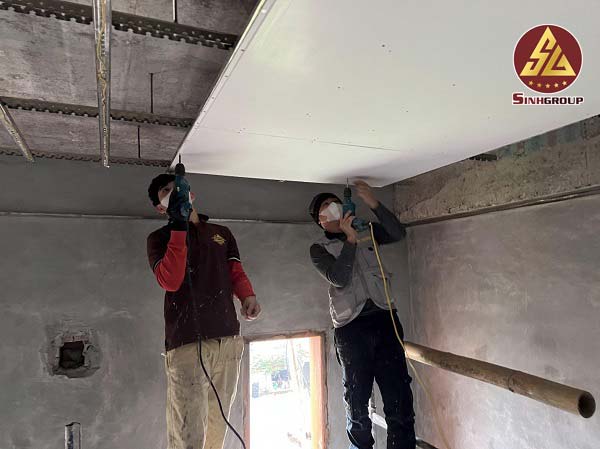 cách thi công tấm trần nhựa pvc foam