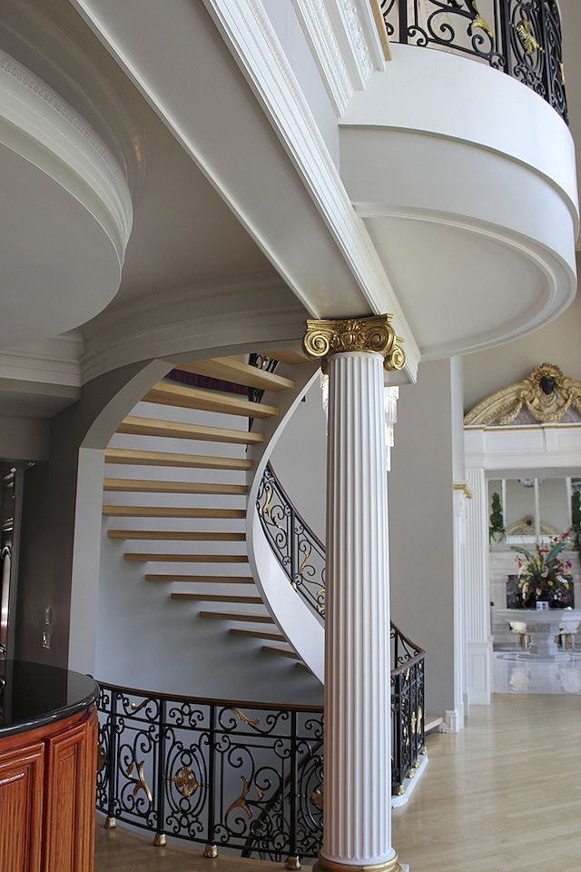 Ý Tưởng Trang Trí Cột Tròn Tân Cổ Điển