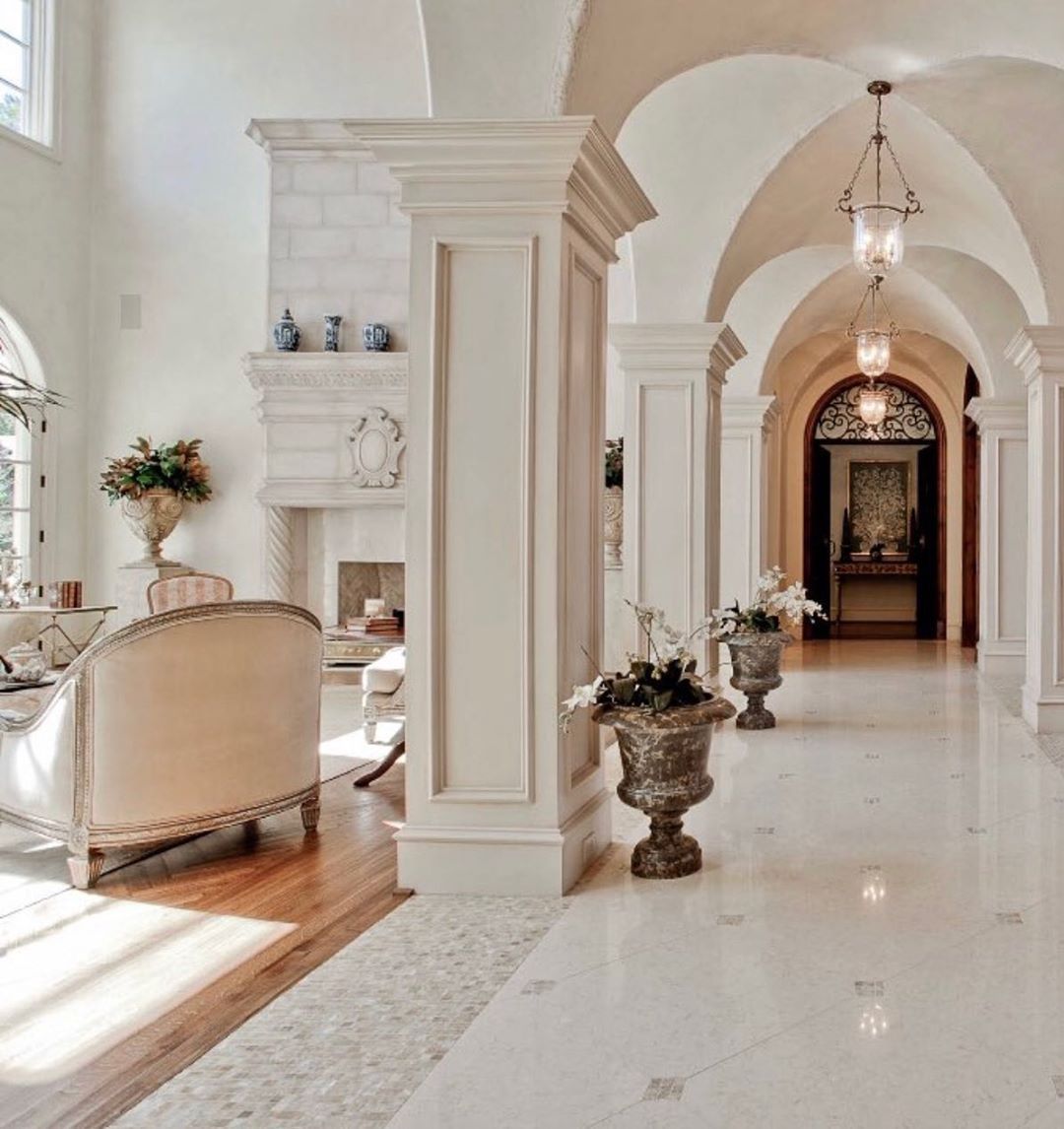 Các Ý Tưởng Trang Trí Cột Vuông Cổ Điển Đẹp