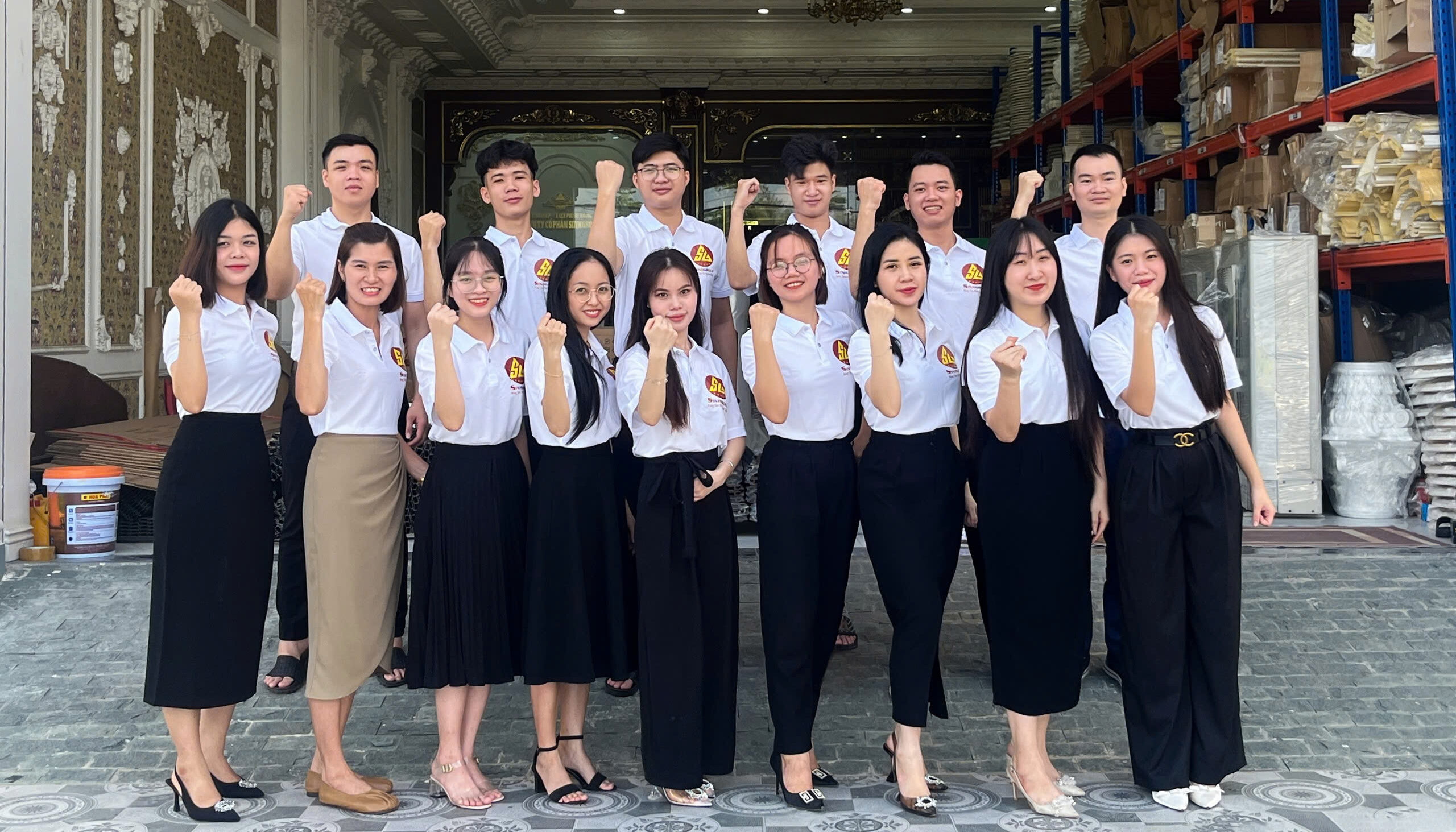Vật Liệu Trang Trí Nội Thất Đẹp, Bền: Giải Pháp Tinh Tế Với PU 9 SinhGroup là lựa chọn hàng đầu cho các giải pháp vật liệu trang trí nội thất kết hợp phào chỉ PU và hoa văn PU, với chất lượng vượt trội và dịch vụ chuyên nghiệp.