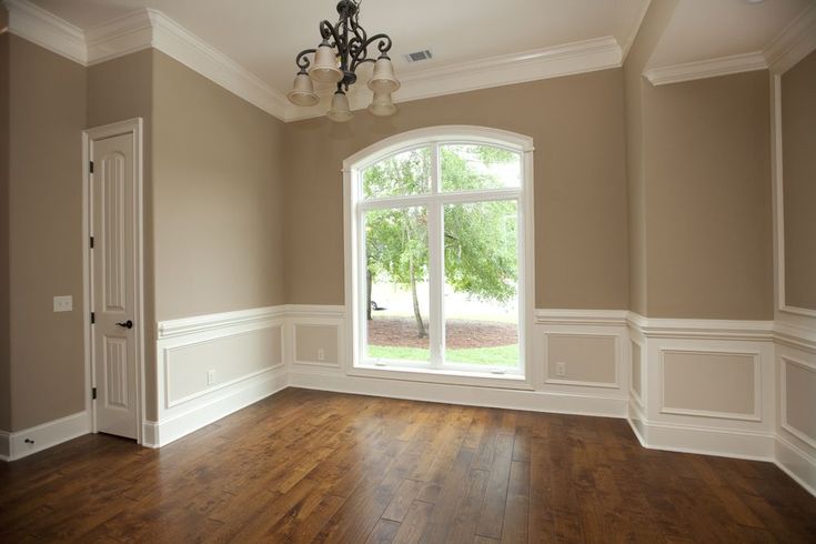 Ốp chân tường: Bí quyết bảo vệ và làm đẹp không gian với phào chỉ PU 7 So Sánh Ốp Chân Tường Nhựa và Ốp Chân Tường Gỗ