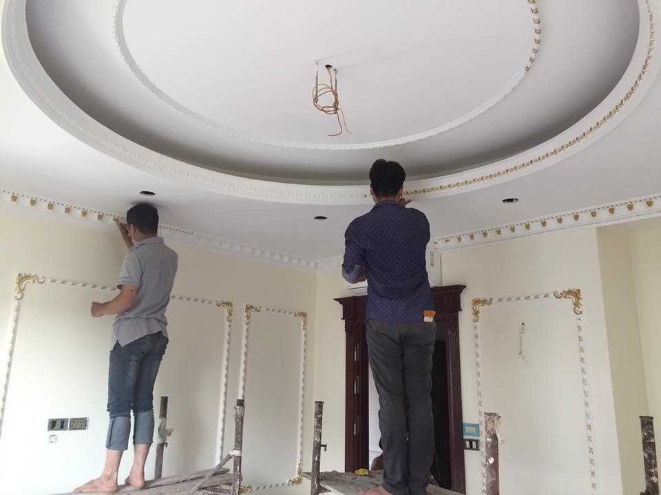 Hướng Dẫn Thi Công Phào Chỉ PS An Toàn Và Hiệu Quả